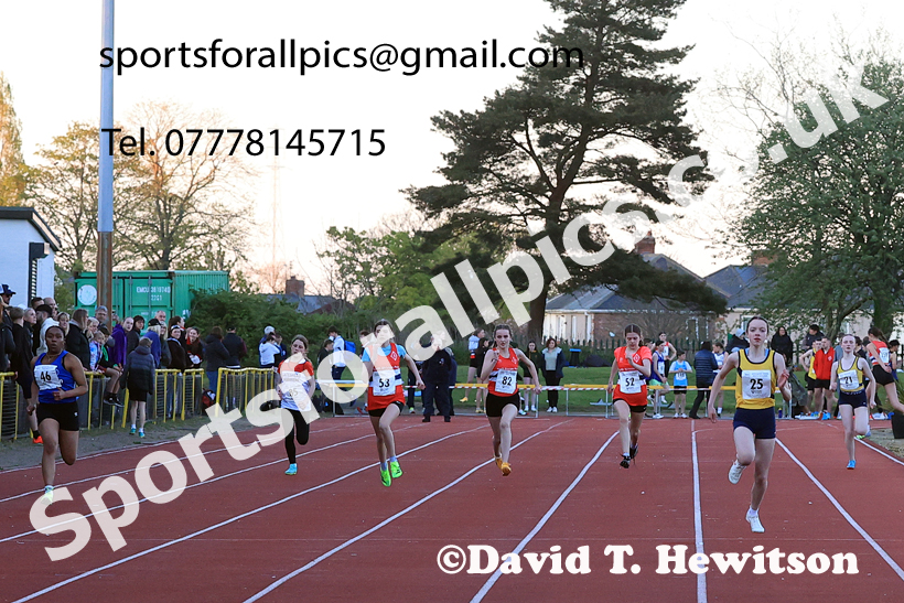 The 150 metres, 2026 NEGP 1, Monkton Stadium. Photo: David T. Hewitson/Sports for All Pics